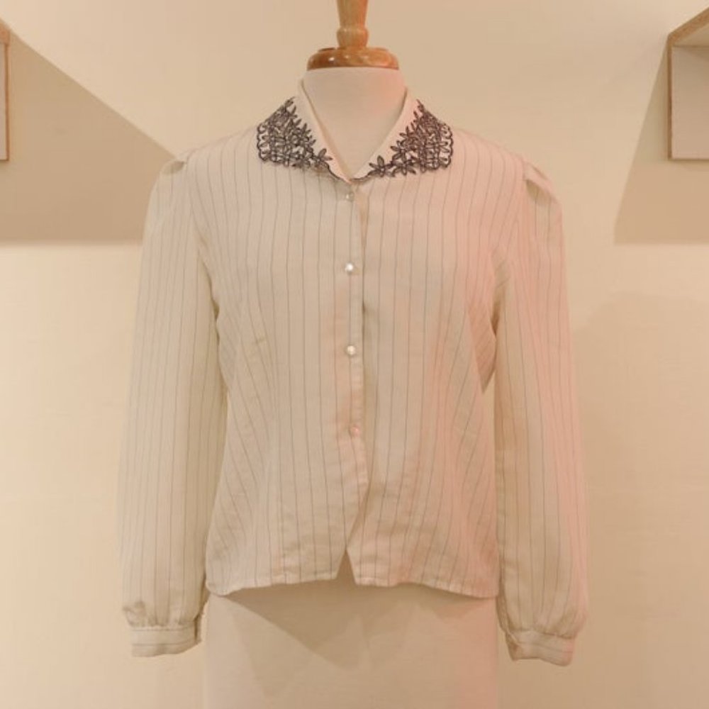 White Pinstripe Blouse with Lace Collar